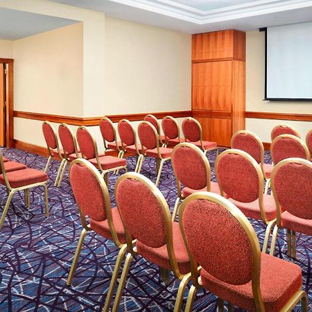 Sheraton Skyline Hotel London Heathrow Χίλινγκτον Εξωτερικό φωτογραφία