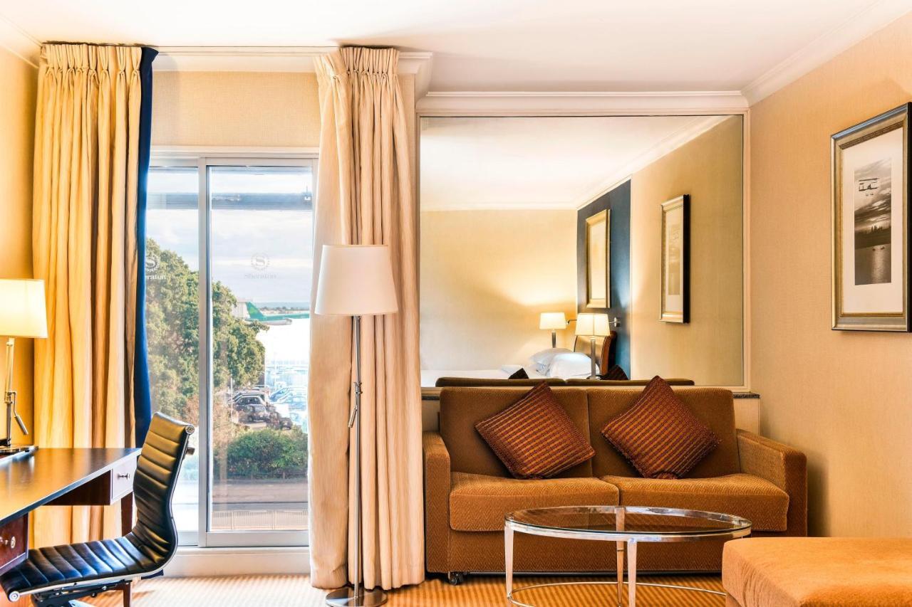 Sheraton Skyline Hotel London Heathrow Χίλινγκτον Εξωτερικό φωτογραφία