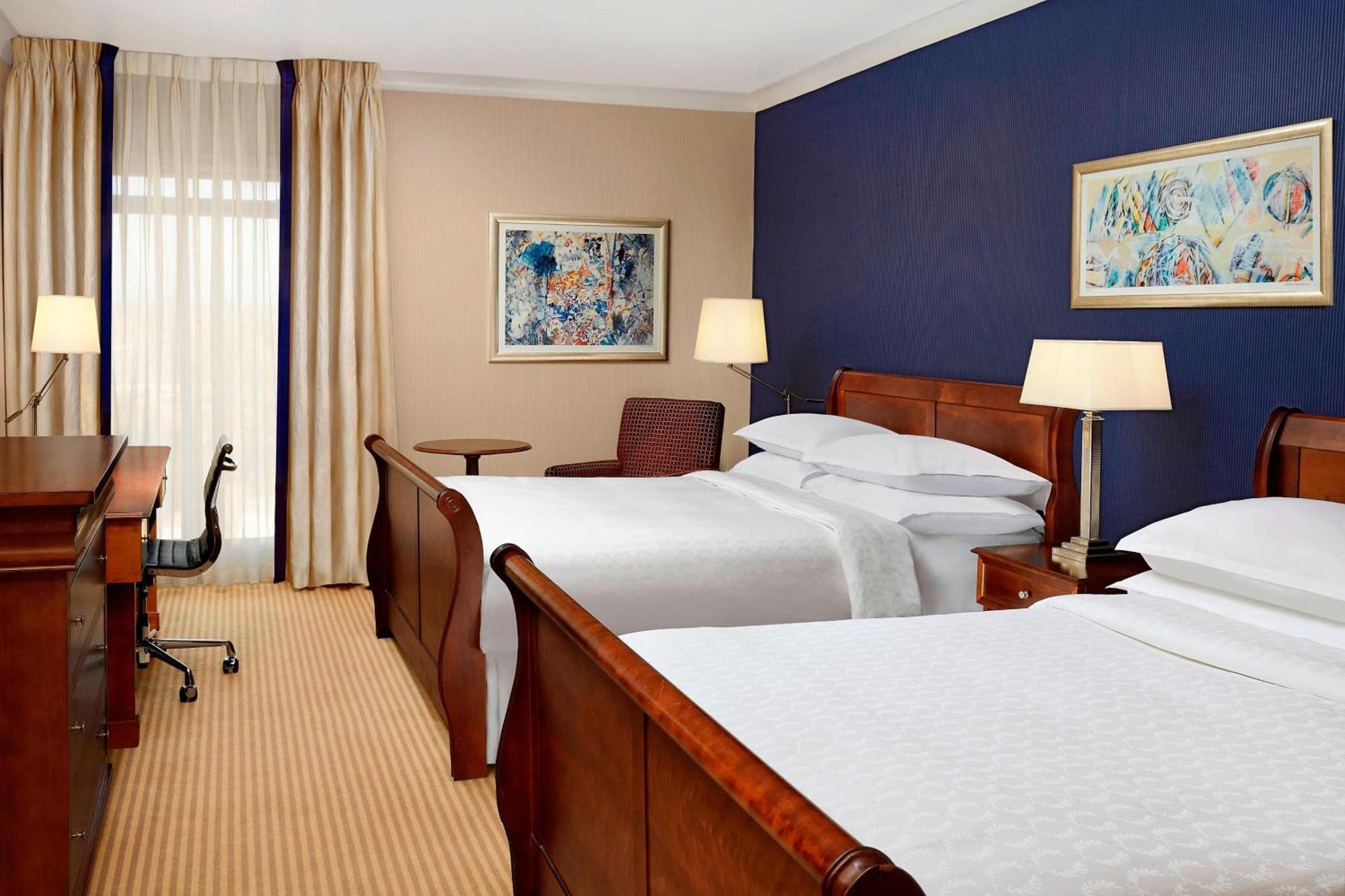 Sheraton Skyline Hotel London Heathrow Χίλινγκτον Εξωτερικό φωτογραφία
