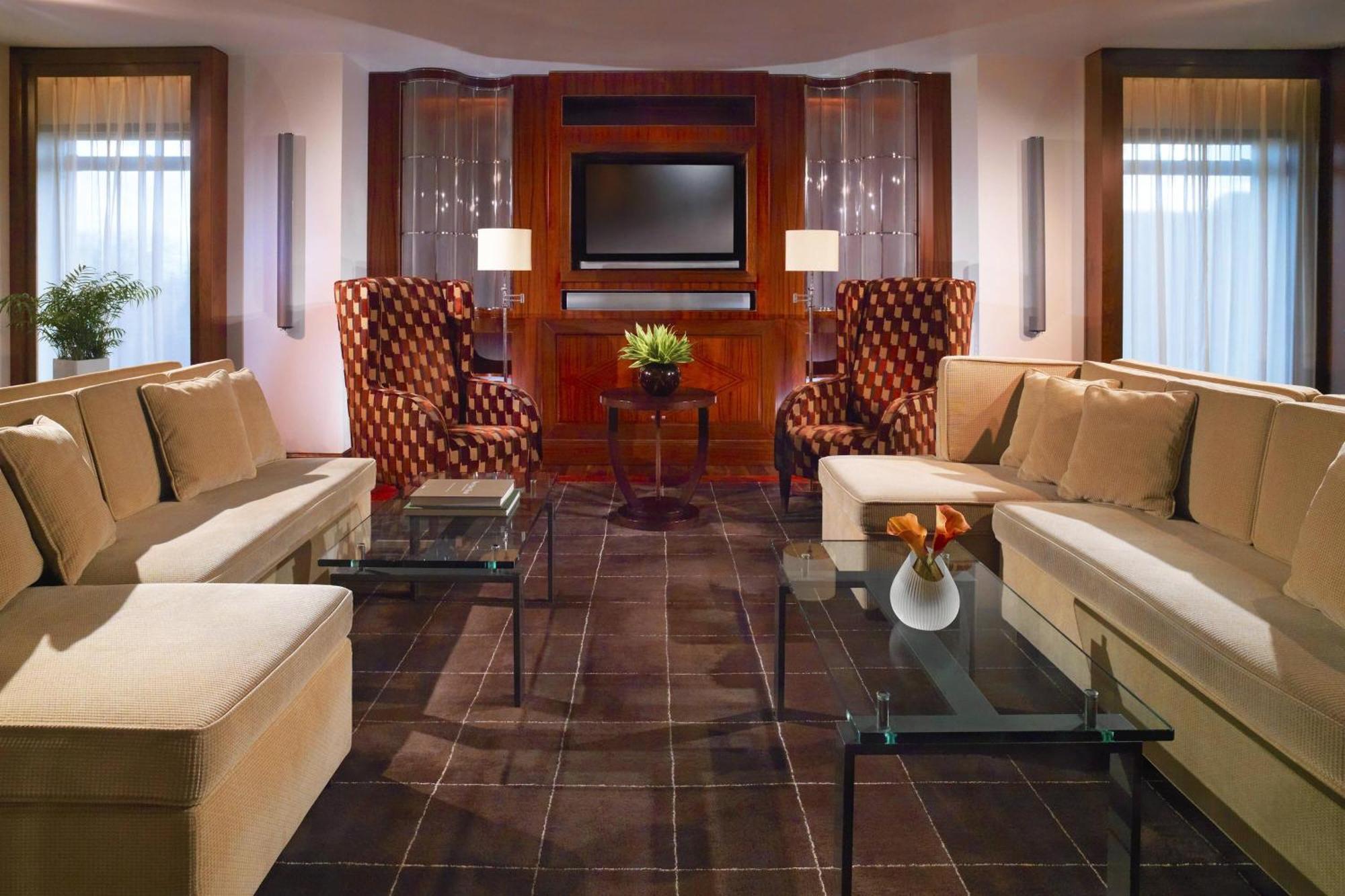 Sheraton Skyline Hotel London Heathrow Χίλινγκτον Εξωτερικό φωτογραφία